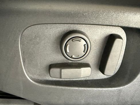 Used 2023 Land Rover Discovery Sport S R-Dynamic image 13