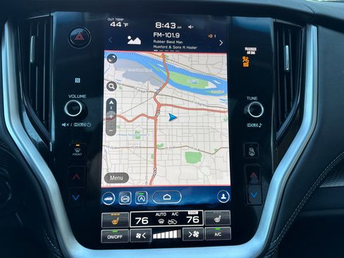 Used 2022 Subaru Outback Premium image 19