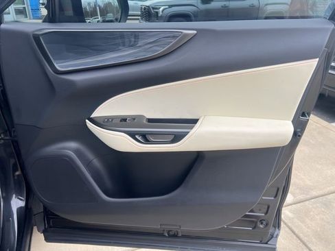 Used 2024 Lexus NX 350h 350h Premium image 23