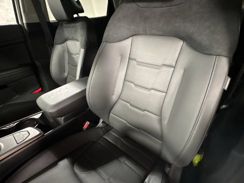 New 2026 Kia Sportage SX Prestige AWD/4WD image 16