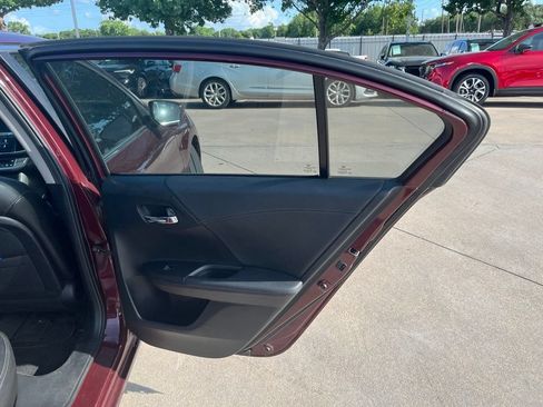 Used 2014 Honda Accord Sport image 14