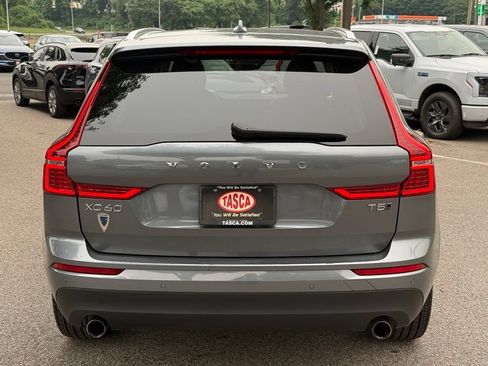 Used 2021 Volvo XC60 T5 Momentum w/ Premium Package AWD/4WD image 8