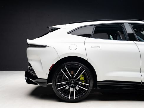Used 2023 Aston Martin DBX 707 AWD/4WD image 37