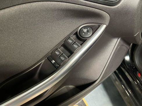 Used 2013 Ford Focus ST FWD image 24