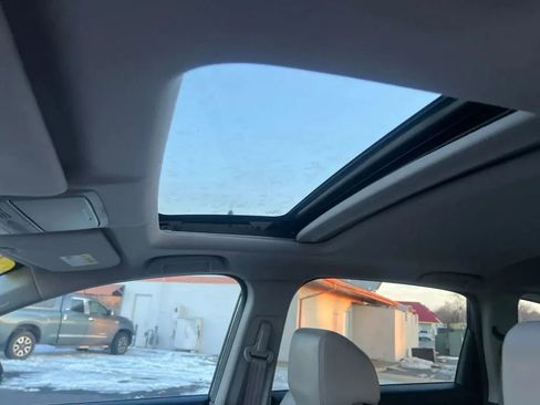 Used 2017 Honda CR-V EX-L image 27