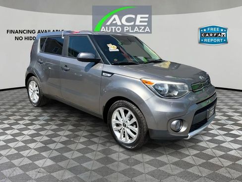 Used 2018 Kia Soul + image 1
