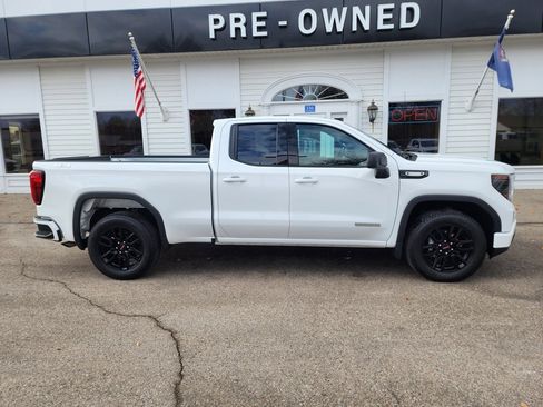Used 2025 GMC Sierra 1500 Elevation image 4