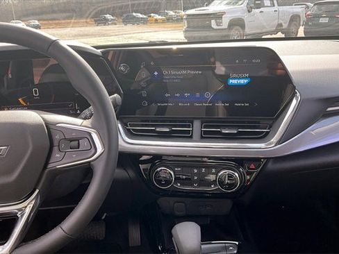 New 2026 Chevrolet Trax ACTIV w/ Sunroof Package image 7