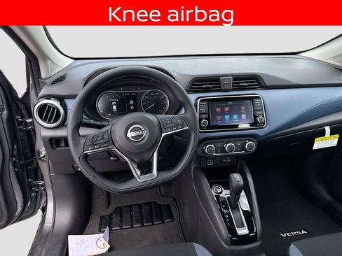 Used 2025 Nissan Versa SV w/ Trunk Package FWD image 20