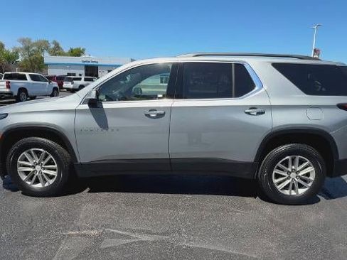 Certified 2023 Chevrolet Traverse LT FWD image 5