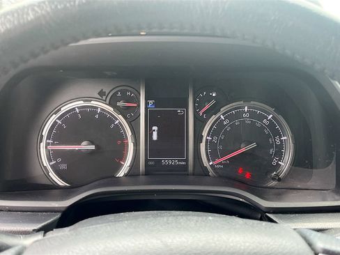 Used 2022 Toyota 4Runner Limited RWD image 12