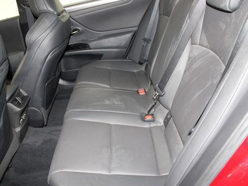 Used 2022 Lexus ES 300h F Sport image 18