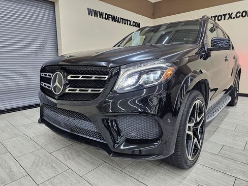Used 2018 Mercedes-Benz GLS 550 4MATIC image 2