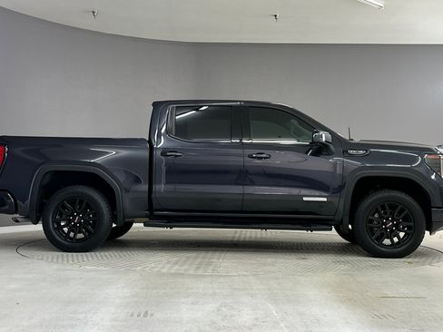 Used 2022 GMC Sierra 1500 Elevation w/ Elevation Premium Package RWD image 8