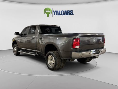 Used 2017 RAM 3500 Tradesman w/ Chrome Appearance Group AWD/4WD image 3