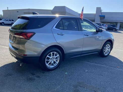 Used 2024 Chevrolet Equinox LT AWD/4WD image 5
