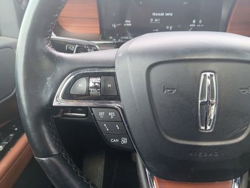 Used 2020 Lincoln Navigator Reserve image 42