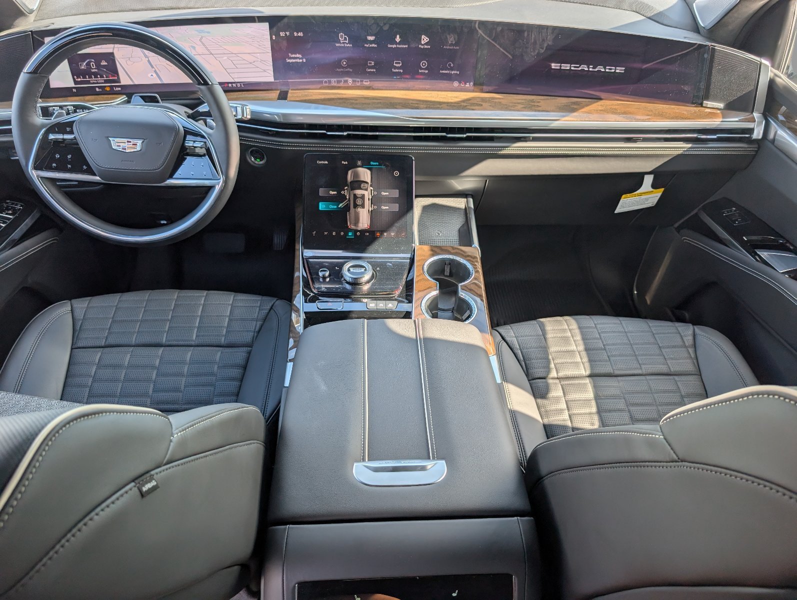 New 2026 Cadillac Escalade Platinum Sport w/ LPO, ONYX Package AWD/4WD image 28