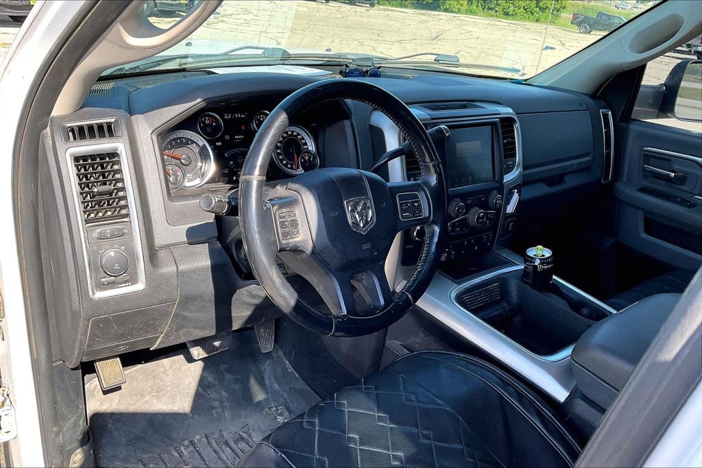 Used 2017 RAM 2500 Big Horn w/ Sport Appearance Group AWD/4WD image 7