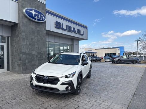 New 2026 Subaru Crosstrek 2.5i Limited w/ Crosstrek Mirror Package AWD/4WD image 2