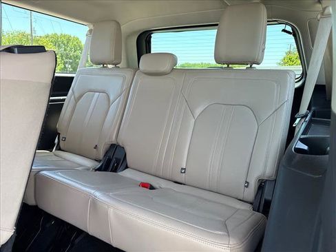 Used 2024 Ford Expedition Max Limited AWD/4WD image 10