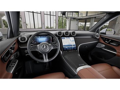 New 2026 Mercedes-Benz GLC 300 4MATIC image 3