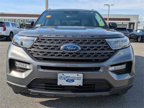 Certified 2021 Ford Explorer XLT w/ Equipment Group 202A image 9