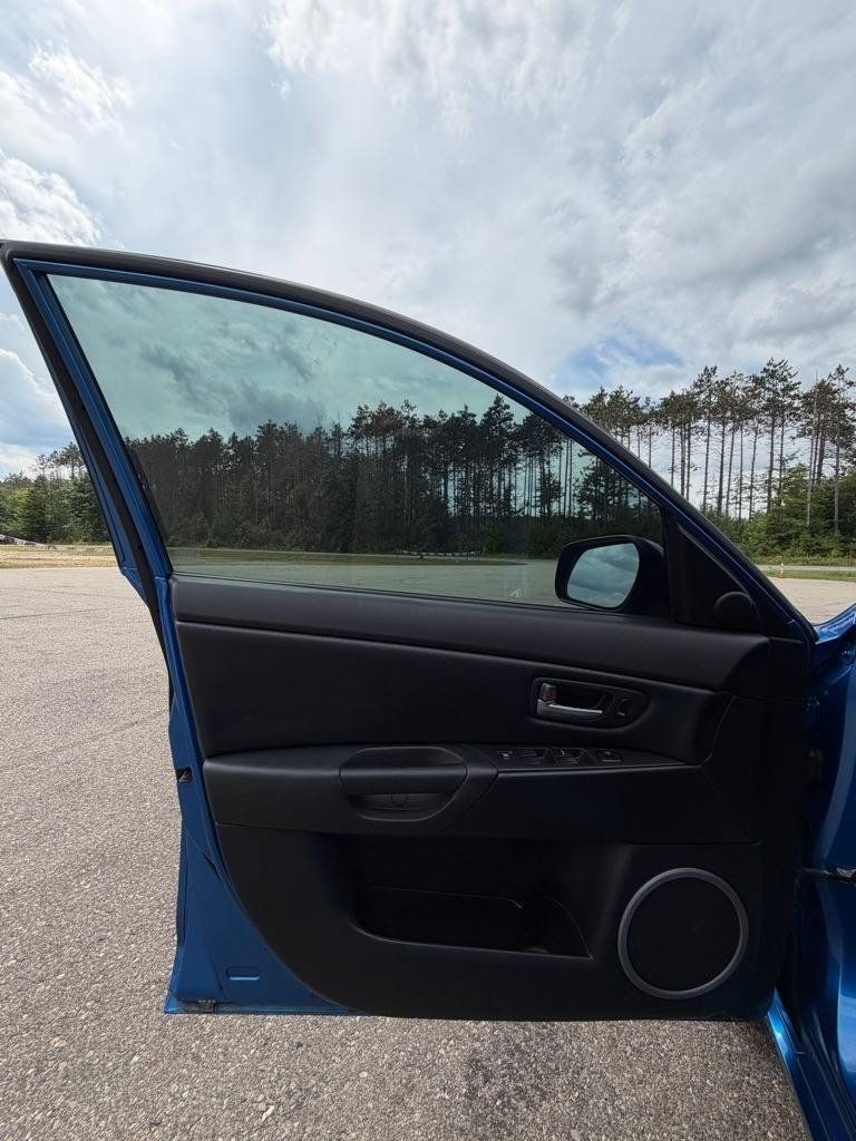 Used 2006 MAZDA MAZDA3 s Touring FWD image 12