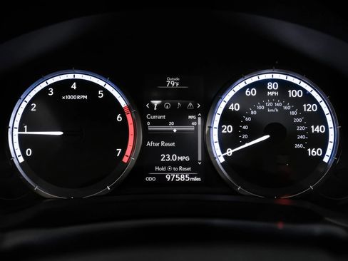 Used 2016 Lexus RC 200t image 19