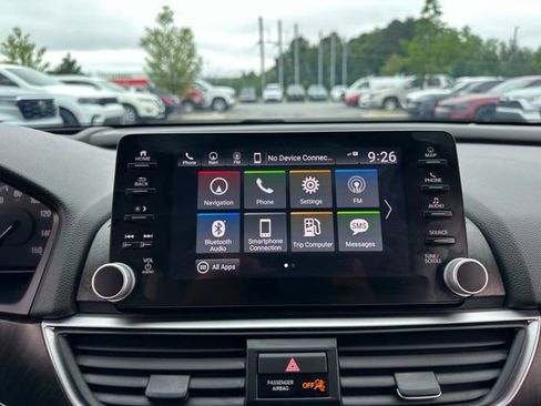 Used 2021 Honda Accord Touring image 26