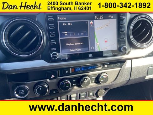 Used 2020 Toyota Tacoma Limited image 14