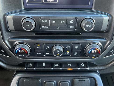 Used 2016 Chevrolet Silverado 1500 LTZ Z71 w/ LTZ Plus Package AWD/4WD image 27