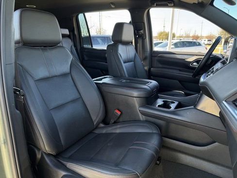 Used 2024 Chevrolet Suburban RST image 31
