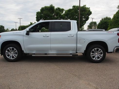 Used 2026 Chevrolet Silverado 1500 LTZ w/ LTZ Premium Package AWD/4WD image 4