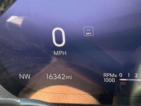 Certified 2026 Buick Enclave Preferred AWD/4WD image 24