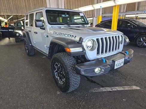 Used 2023 Jeep Wrangler Unlimited Rubicon 4xe AWD/4WD image 3