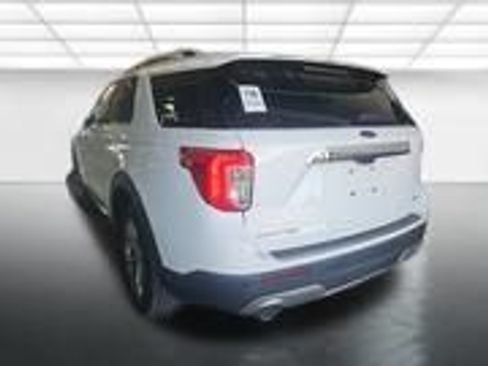 Used 2023 Ford Explorer Limited w/ Equipment Group 301A AWD/4WD image 7