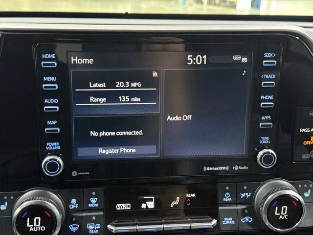 Used 2022 Toyota Highlander XLE AWD/4WD image 18