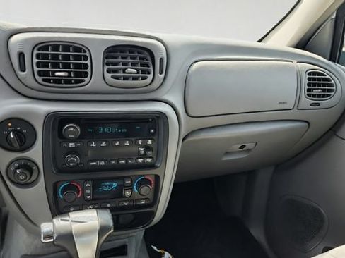 Used 2007 Chevrolet TrailBlazer LT AWD/4WD image 15