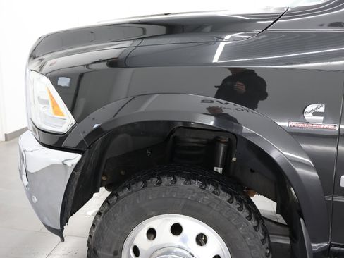 Used 2018 RAM 3500 Laramie image 34