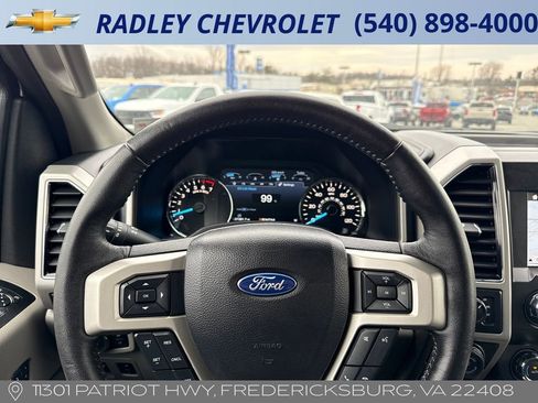 Used 2019 Ford F150 Lariat image 6