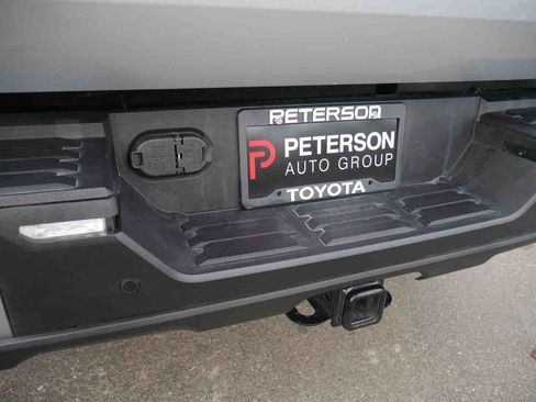 Used 2023 Toyota Tundra Platinum image 9