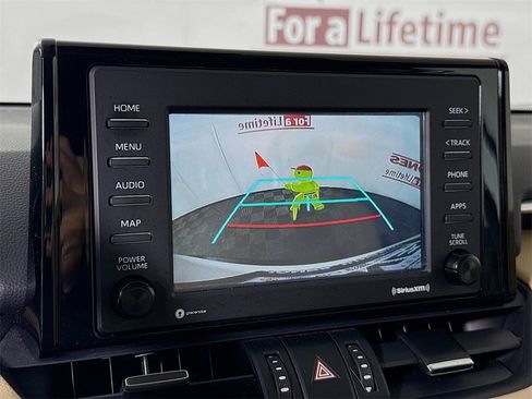 Certified 2020 Toyota RAV4 XLE Premium image 6