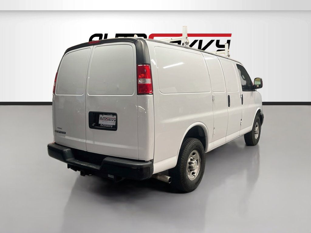 Used 2023 Chevrolet Express 2500 w/ Driver Convenience Package RWD image 7