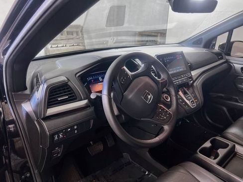 Used 2024 Honda Odyssey Sport image 11