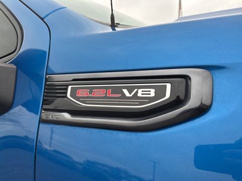 Used 2024 GMC Sierra 1500 AT4 w/ Technology Package image 10