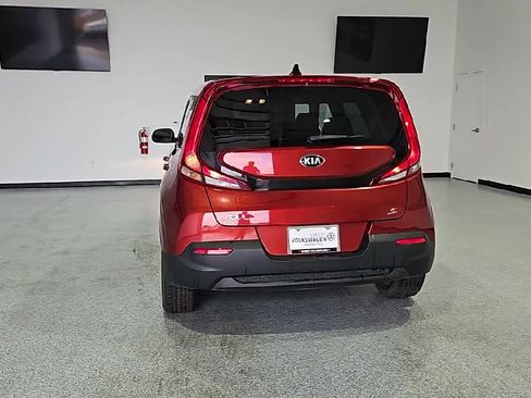 Used 2020 Kia Soul S FWD image 7