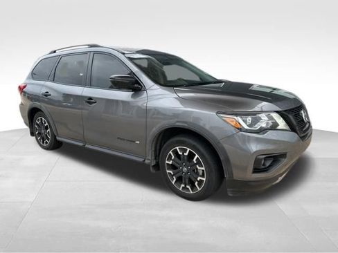 Used 2019 Nissan Pathfinder SL FWD image 4