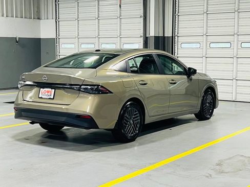 New 2027 Nissan Sentra SV FWD image 14