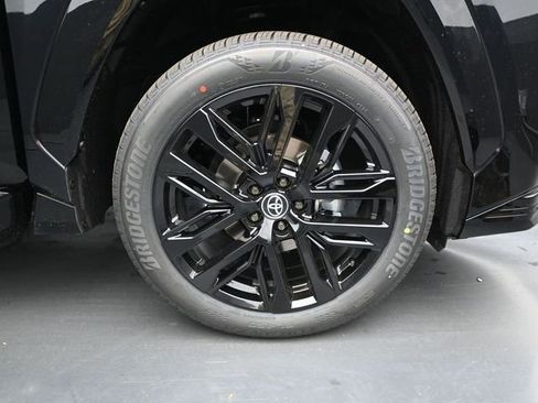 Used 2026 Toyota RAV4 XSE w/ Weather Package image 17